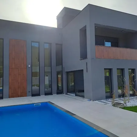 Villa Of Senses *